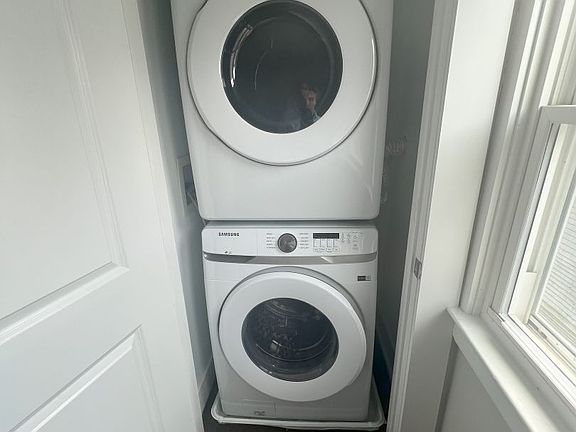 In-Unit Laundry