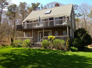 77 Winyah Cir, Tisbury, MA 02568