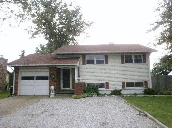 512 W Buena Vista Rd, Evansville, IN 47710