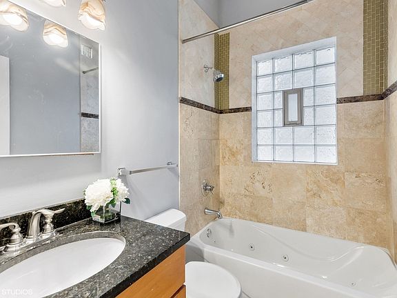 5th image of 1711 S Newberry Ave #1