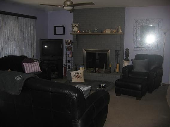 Living room with Fireplace
