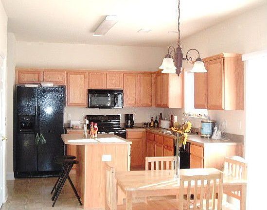 Eat In Kitchen With Work Island & 2 Pantries