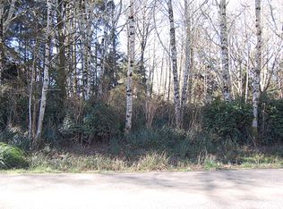 401 Duck Lake Dr NE, Ocean Shores, WA 98569