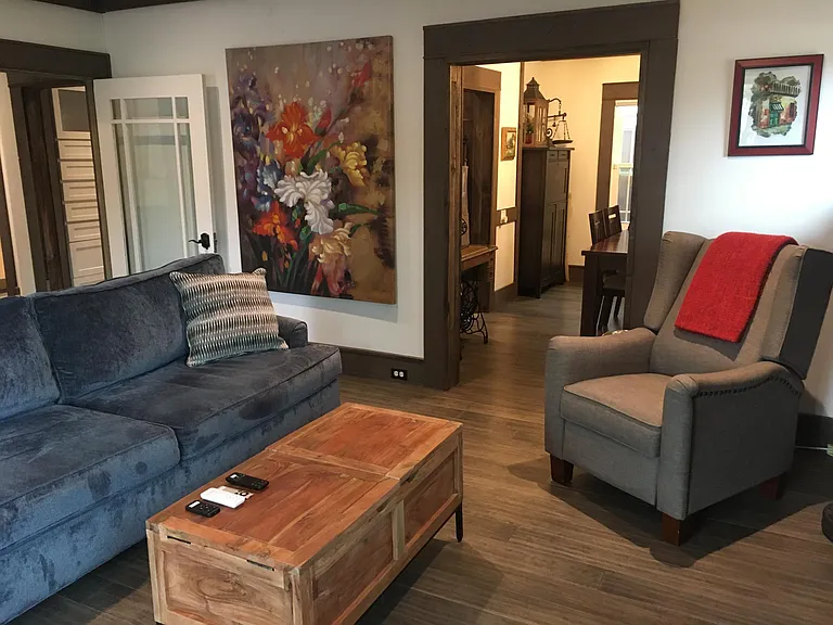 505 W Merle Ct — Photo 10