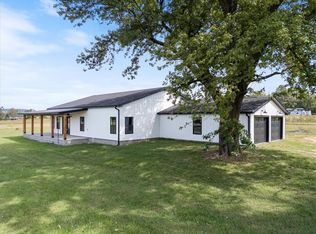 22372 North Rd, Summers, AR 72769