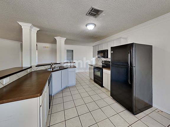 3rd image of 9601 Thomas Jefferson Dr