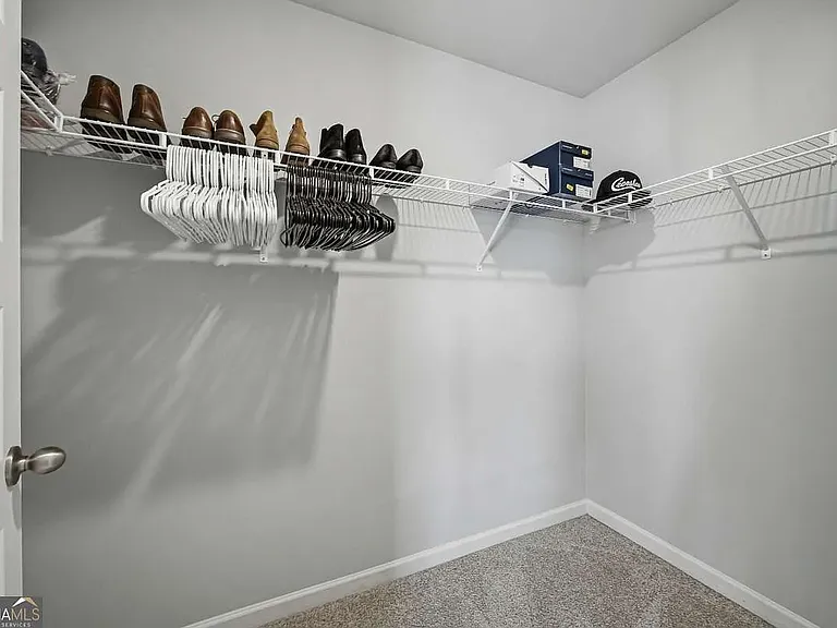 933 Nandina Ln — Photo 16