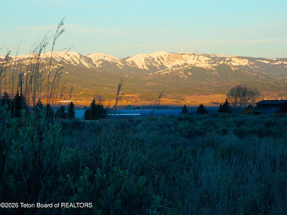 4th image of 2657 Rendezvous Dr