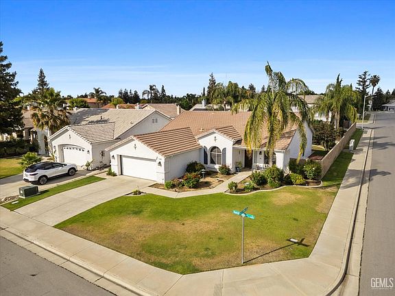 2nd image of 5200 Sand Castle Ct