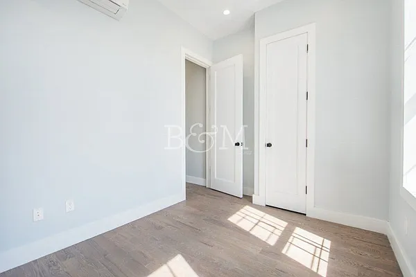 Rented by Brick&Mortar | media 108