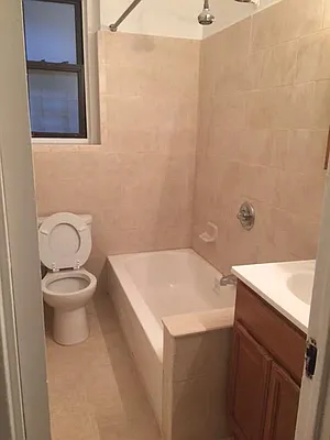 Rented by Roberto Guilbet, LREB | media 43