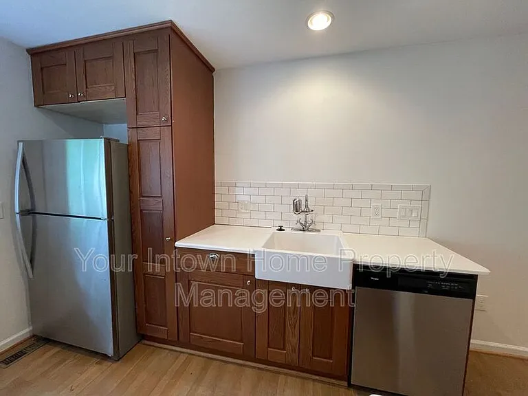 445 Gift Ave SE — Photo 10