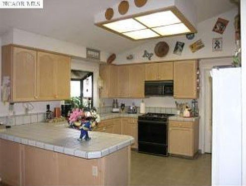 3rd image of 17572 Anona Ct