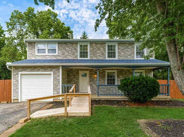 626 Pickerington Hills Dr, Pickerington, OH 43147