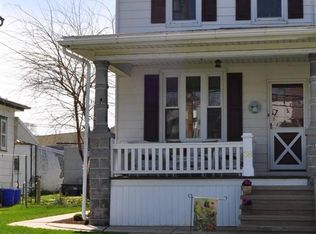 38 Shillington Rd, Sinking Spring, PA 19608