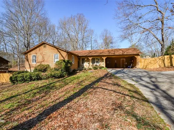 101 Ivy Ln, Cartersville, GA 30121