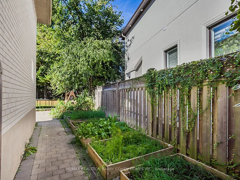 12 Longwood Dr #BASEMENT — Photo 25