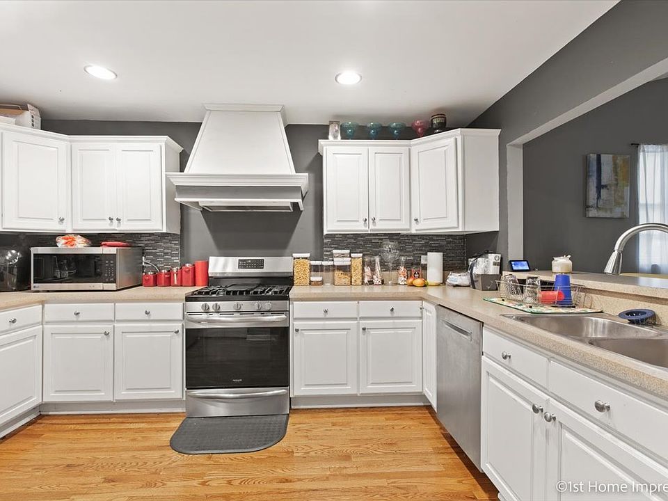 328 N Brookshore Dr, Shorewood, IL 60404 Zillow