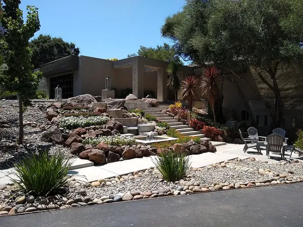 14673 Quito Rd, Saratoga, CA 95070