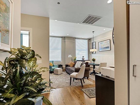 3rd image of 300 S 16th St APT 509