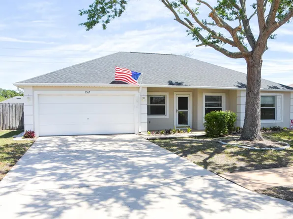 1567 Pentax Ave, Titusville, FL 32796