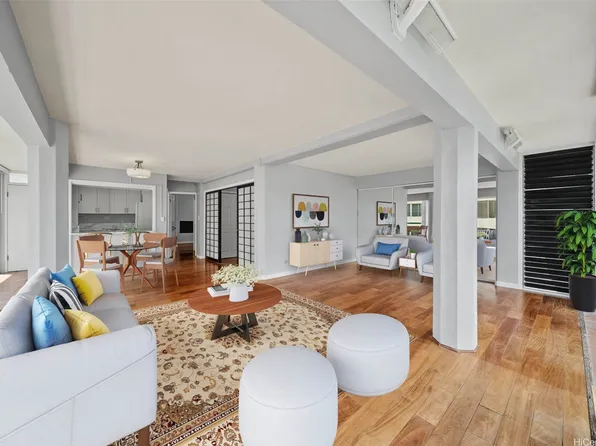 2957 Kalakaua Ave APT 415, Honolulu, HI 96815