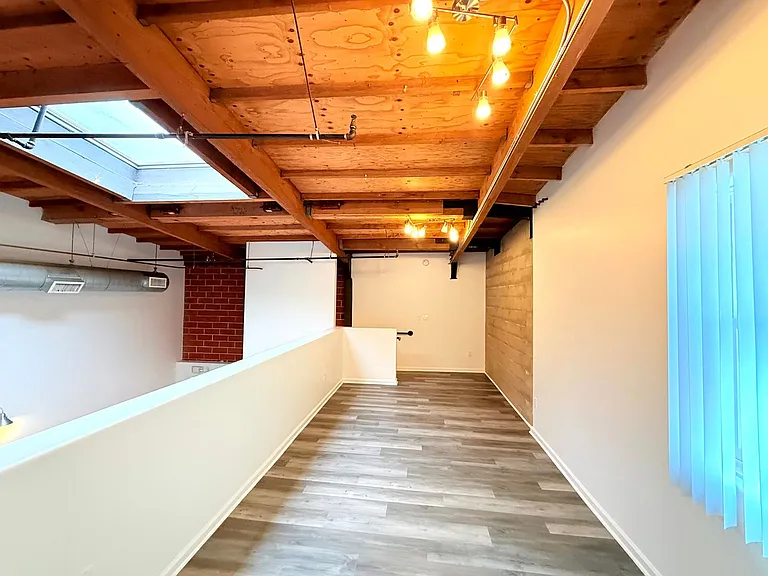 1734 N. Main St.,/ 633 Gibbons Street — Photo 37