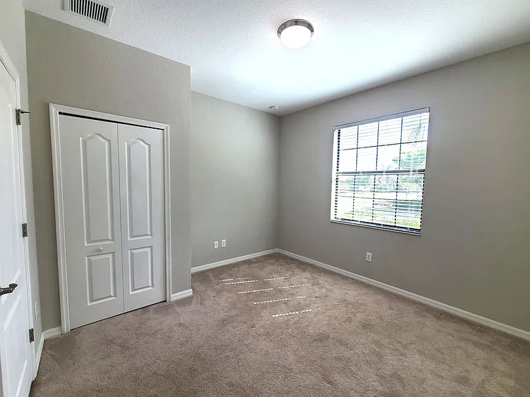 19353 Nearpoint Dr — Photo 8