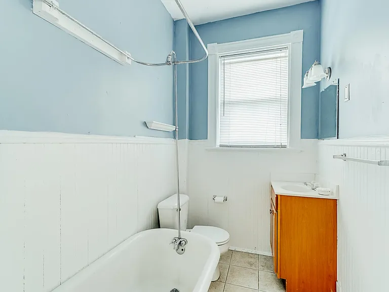5 N Davis Ave — Photo 18