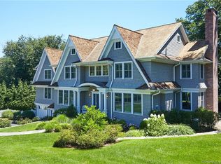 38 Burnham Hl, Westport, CT 06880