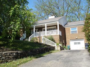 2221 Mount Vernon Rd SW, Roanoke, VA 24015