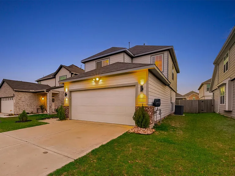 23639 Buttress Root Dr — Photo 3