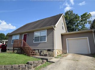 2206 Oakridge Dr, Charleston, WV