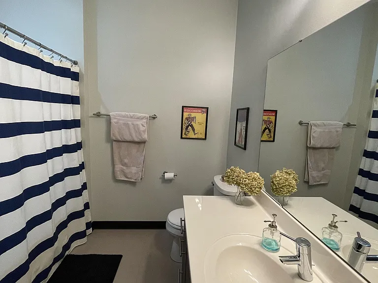 1530 N Jackson St #402 — Photo 9