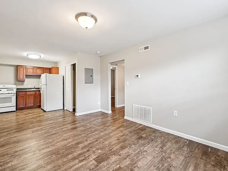 LongView Apartments — Photo 34