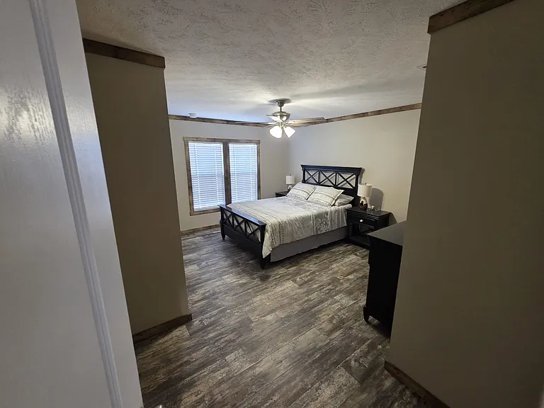 1242 N Alameda Rd — Photo 17