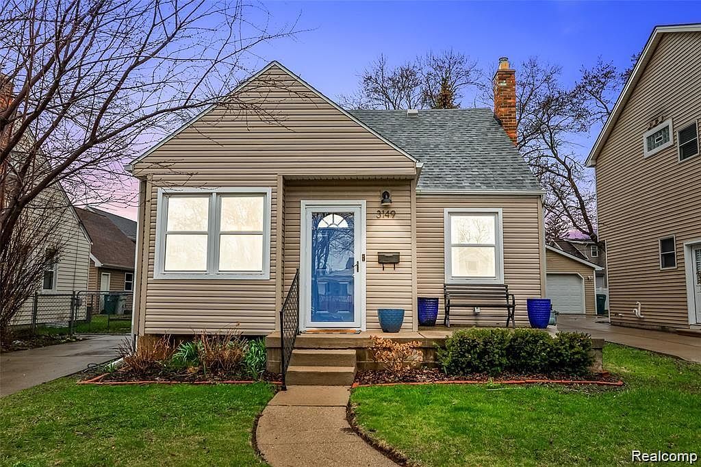 3149 Oakshire Ave, Berkley, MI 48072 Zillow