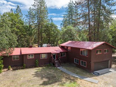 520 Tetherow Rd, Williams, OR, 97544