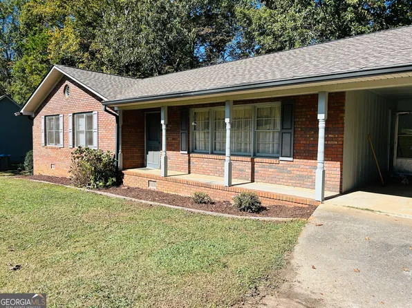 145 Homeward Way Ln, Cornelia, GA 30531