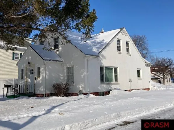 300 Water St SW, Sleepy Eye, MN 56085