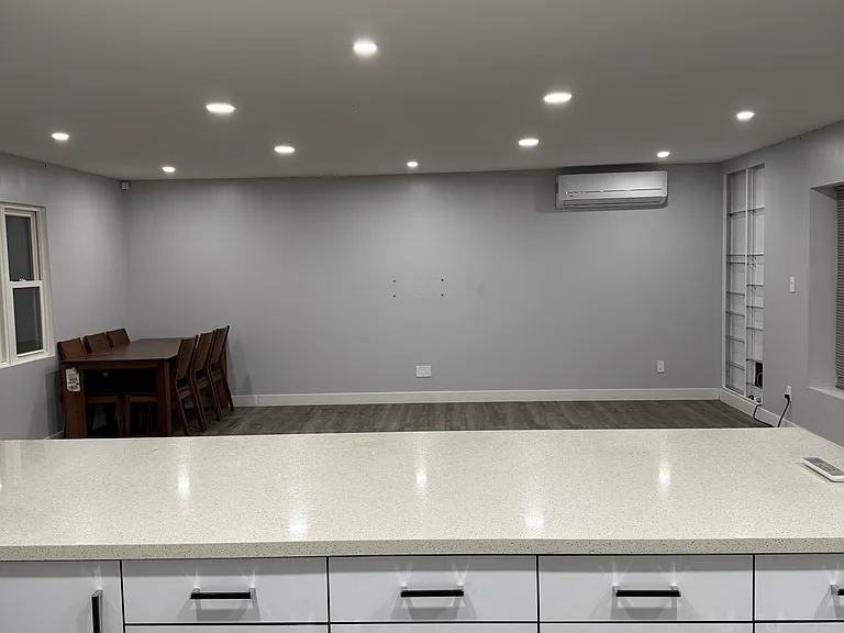 2321 W Avenue M4 — Photo 10