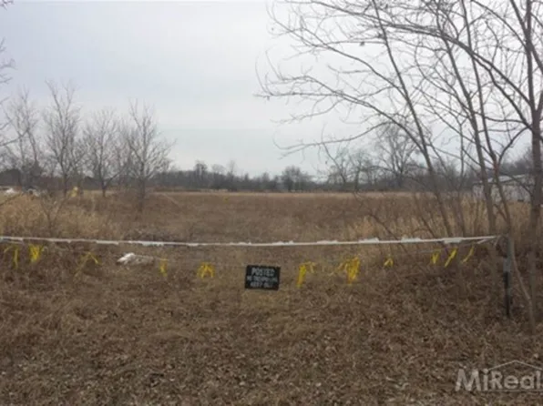 69479 Place Rd, Richmond, MI 48062