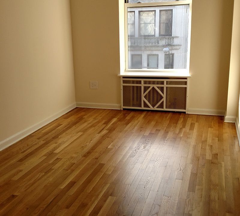 2nd image of 127 W 75th St APT 3F