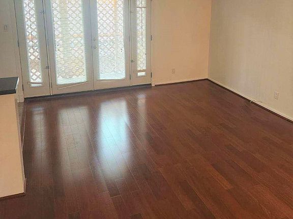 2nd image of 8567 Balboa Blvd #31