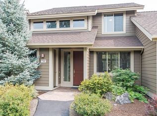 718 Sage Country Ct, Redmond, OR 97756