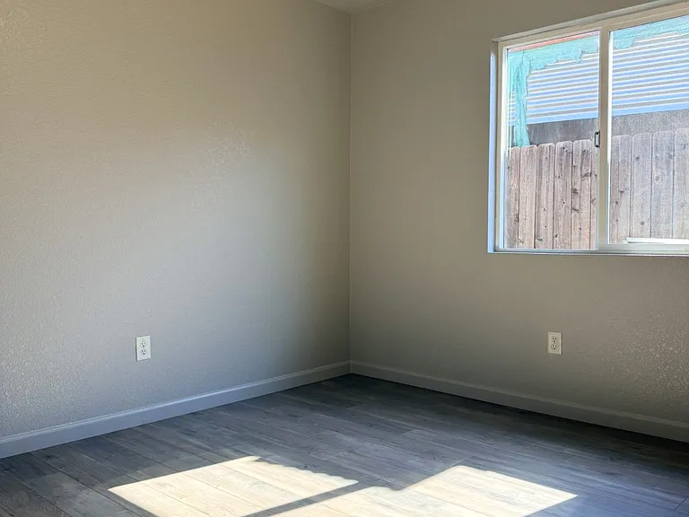 520 Saint Teresa Ct — Photo 15