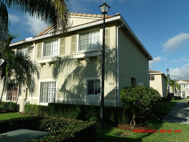 2nd image of 5965 London Ln