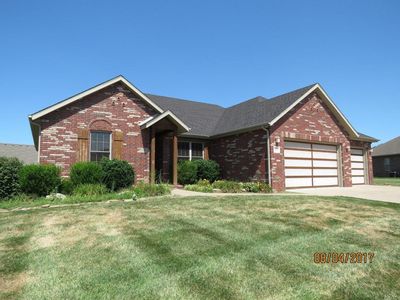 1800 N Patriot Dr, Ozark, MO, 65721