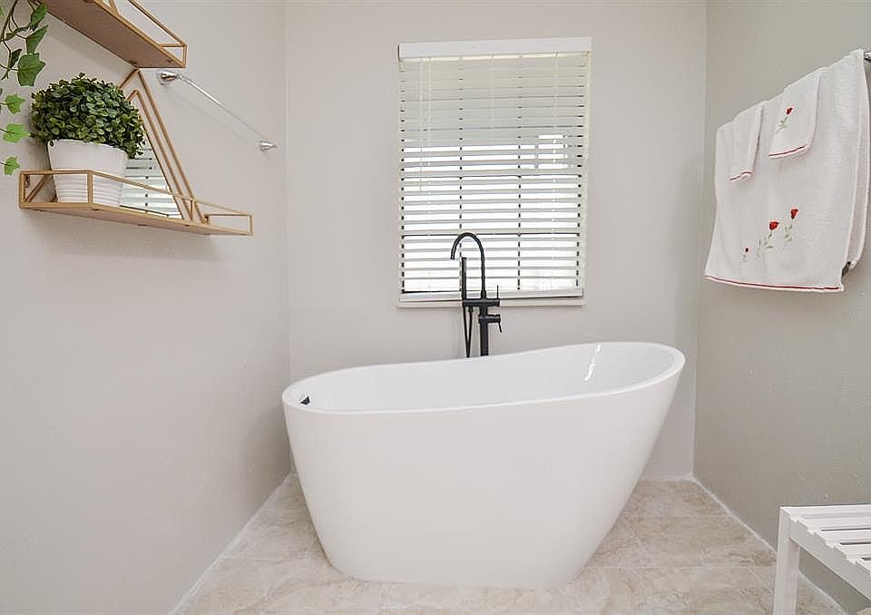 5630 Fairdale Ln APT 1, Houston, TX 77057 Zillow