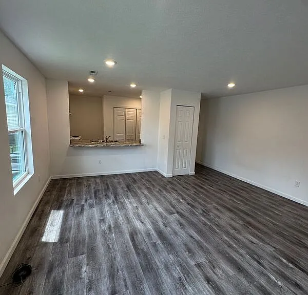 1618 W Scott St #A — Photo 3